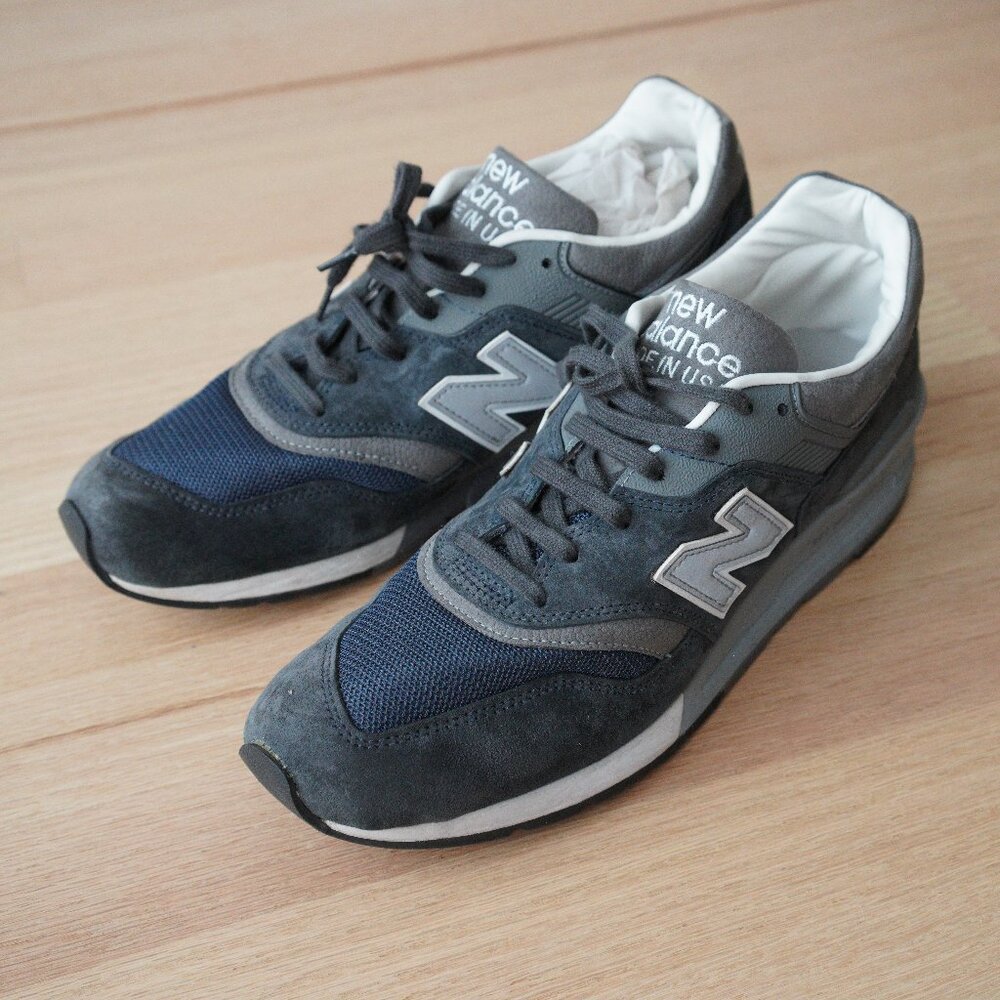 New Balance 997 in navy
